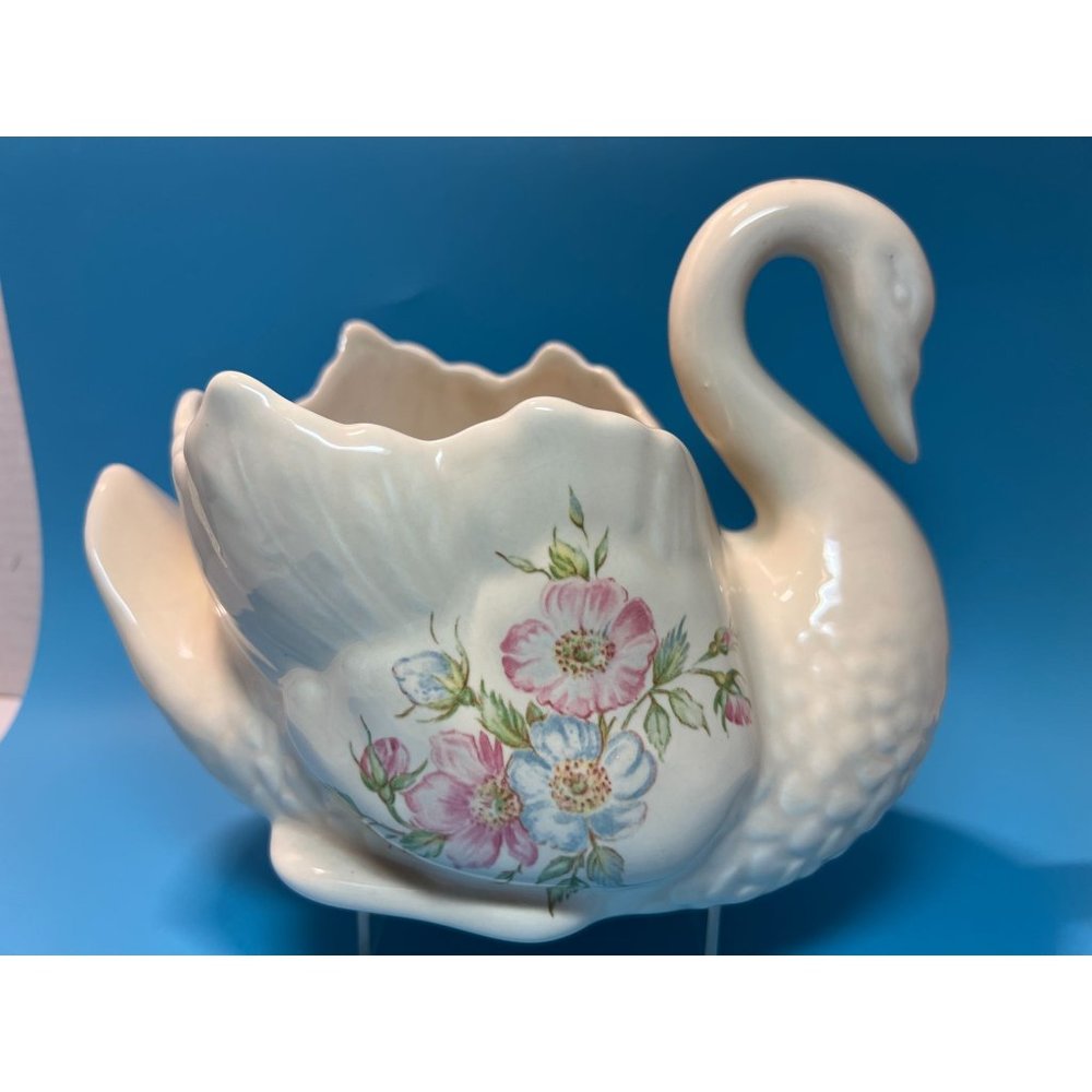 St. Michael Edwardian Lady Ceramic Swan England Planter Floral 8" 2185/5407